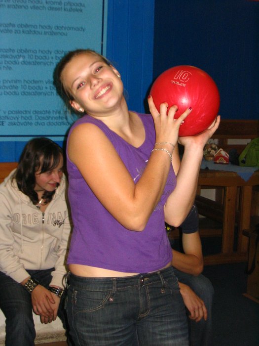 Bowling-Intr0014.JPG