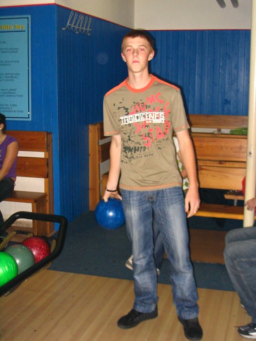 Bowling-Intr0016.JPG
