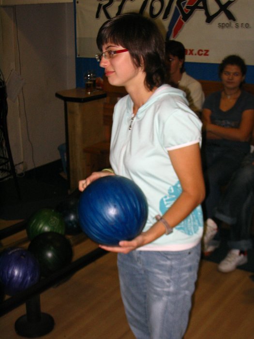 Bowling-Intr0020.JPG