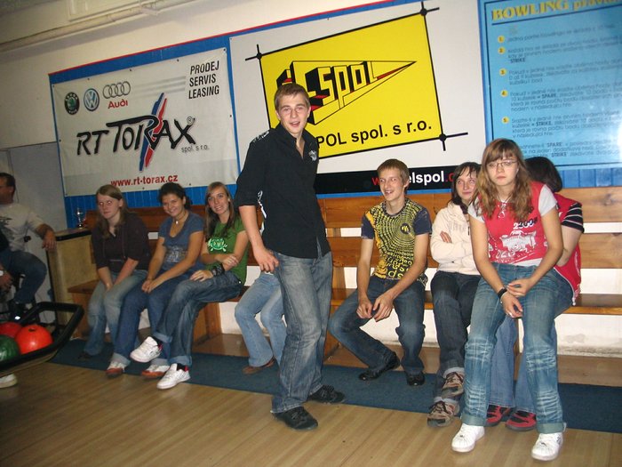 Bowling-Intr0025.JPG